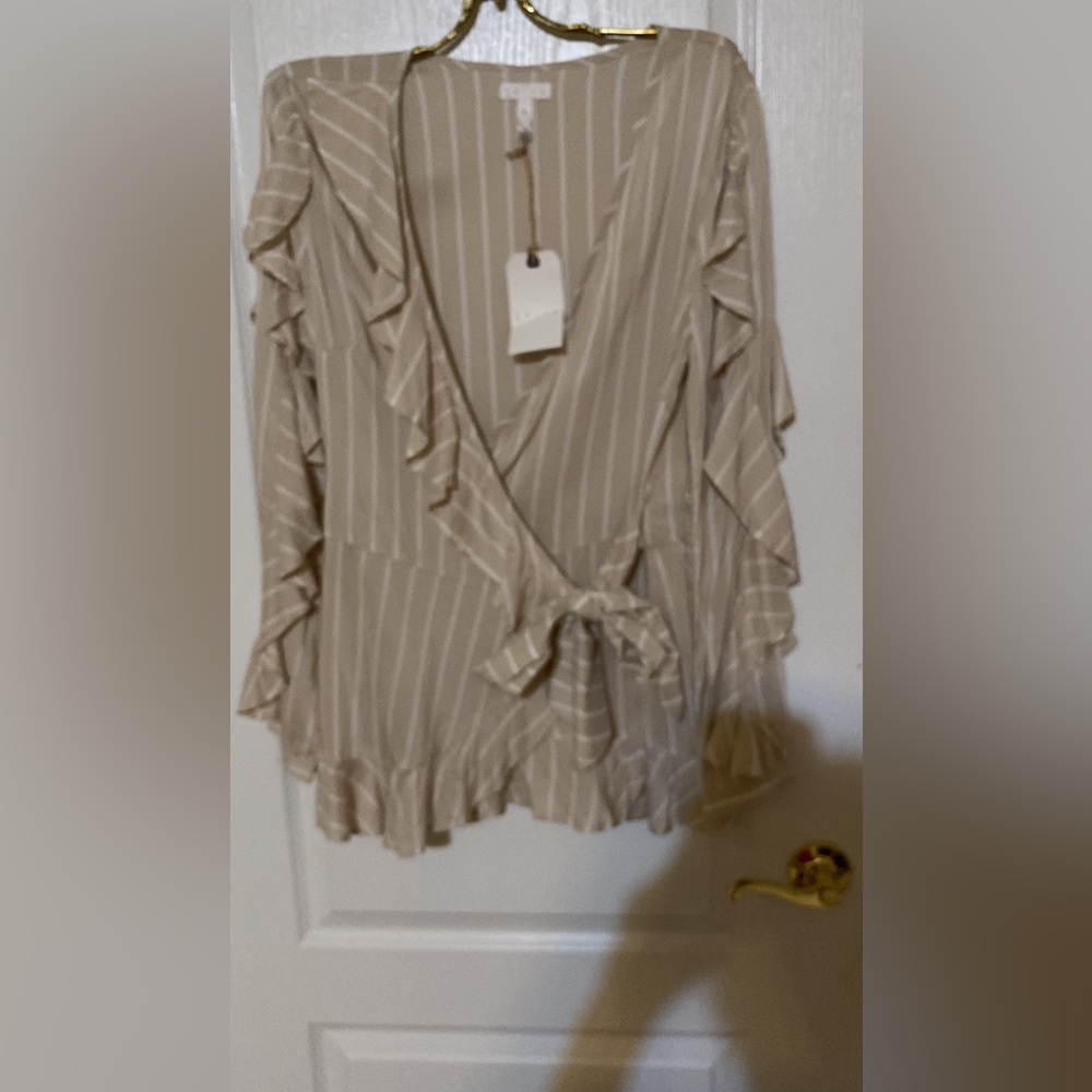 LEITH Ruffled blouse Size M - Picture 3 of 9